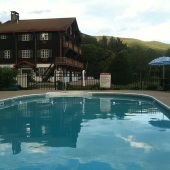 Swiss Chalets Village Inn - Hotels Near Me - Intervale, New Hampshire Swiss Chalets Village Inn - Hotels Near Me - Intervale, New Hampshire