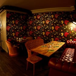 L'Âne qui Tousse - Notre coin salon