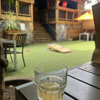 Folsom Hotel - Bars Near Me - Folsom, California Folsom Hotel - Bars Near Me - Folsom, California