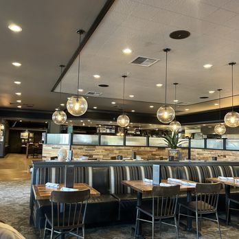 C.R. Gibbs American Grille - Inside dinning - New American Near Me - Redding, California C.R. Gibbs American Grille - Inside dinning - New American Near Me - Redding, California