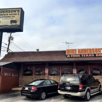 Mike Anderson's BBQ House - Street side - Barbeque Near Me - Dallas, Texas Mike Anderson's BBQ House - Street side - Barbeque Near Me - Dallas, Texas
