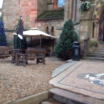 Oran Mor - Xmas trees up outdoors - Pubs Near Me - Glasgow, GLG
