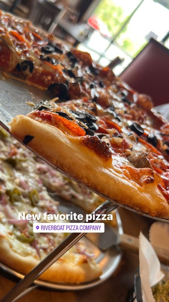 RIVERBOAT PIZZA Updated February 2026 145 Photos & 222 Reviews