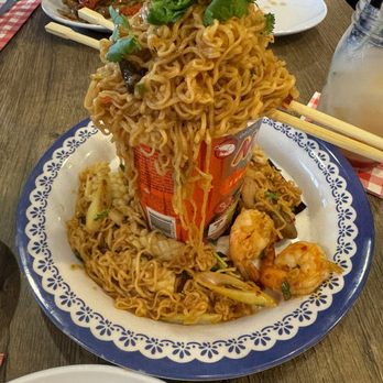 Mae Ornnit Thai Kitchen - Volcano Tom Yum Mama Pad - Thai Near Me - Annandale, Virginia Mae Ornnit Thai Kitchen - Volcano Tom Yum Mama Pad - Thai Near Me - Annandale, Virginia