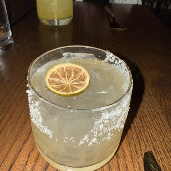 The Beehive - Seafood Near Me - Ukiah, California