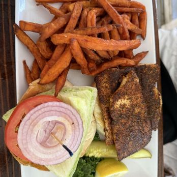 Lazy Days Restaurant - Blackened mahi sandwich - Seafood Near Me - Islamorada, Florida Lazy Days Restaurant - Blackened mahi sandwich - Seafood Near Me - Islamorada, Florida