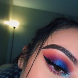 Beauty By Kikai - Colorful glam