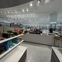 Beauty time @Saks! Beauty time @Saks!