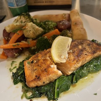EATaliano Kitchen - Grilled Salmon - Italian Near Me - Atlanta, Georgia