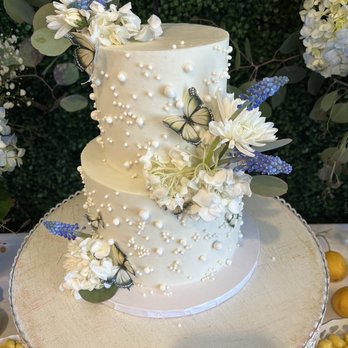 Sugar Lab Bake Shop - Bridal Shower Cake - Bakeries Near Me - Ventura, California Sugar Lab Bake Shop - Bridal Shower Cake - Bakeries Near Me - Ventura, California