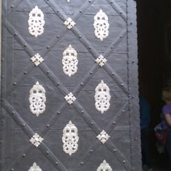 Bazilika sv. Jakuba - Dvere