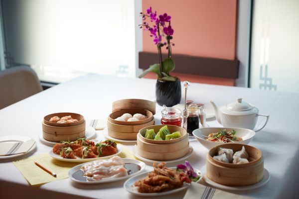 HK Lounge Bistro by null