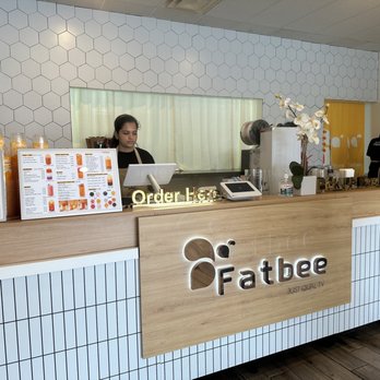 Fat Bee Cafe - Counter - Bubble Tea Near Me - Kansas City, Missouri