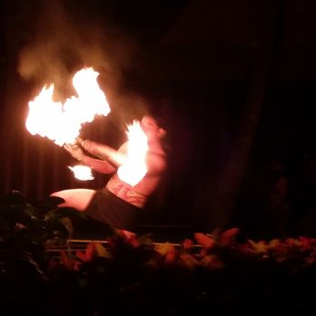 Germaine's Luau - Hawaiian Near Me - Kapolei, Hawaii