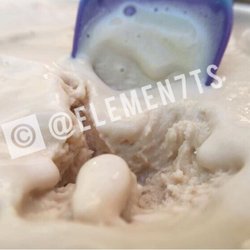 Elemen7ts by NitroGirl - An up close picture of our Laurita Chocolate Therapy Wine Ice Cream #elemen7ts #nitrogirl #gourmet #ln2 #icecream #sorbet #wineicecream