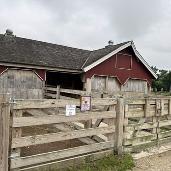 Historic Wagner Farm - Farmers Market Near Me - Glenview, Illinois Historic Wagner Farm - Farmers Market Near Me - Glenview, Illinois
