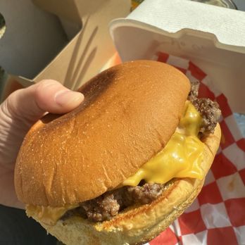 Dip And Drip - Single cheeseburger - Desserts Near Me - Fairview, New Jersey