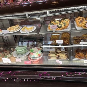 Kyra's Bake Shop - Bakeries Near Me - Lake Oswego, Oregon