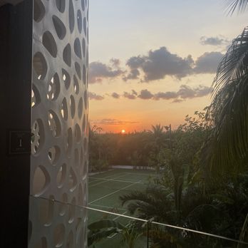 Haven - Gorgeous sunset view near basketball courts - Resorts Near Me - Cancún, ROO Haven - Gorgeous sunset view near basketball courts - Resorts Near Me - Cancún, ROO