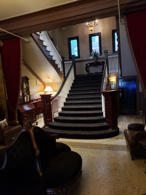 MarQueen Hotel by null