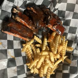 3rd Base Bar & Grill - Ribs & FF