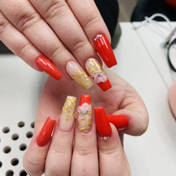 88 Nails & Spa - Nail Salons Near Me - Nashua, New Hampshire