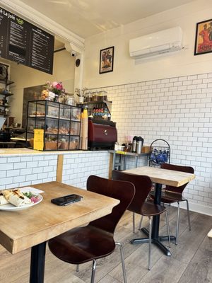 Café La Joie by null