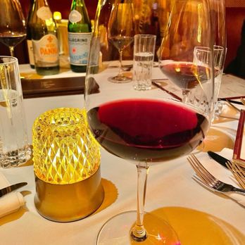 Drake's - Wine - New American Near Me - Dallas, Texas Drake's - Wine - New American Near Me - Dallas, Texas