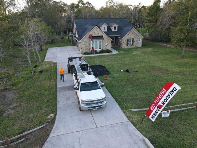 Slide of Nissi Roofing