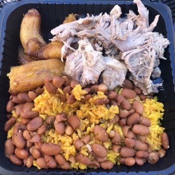 Mechos Dominican Kitchen - Dominican Near Me - Washington, DC, District of Columbia