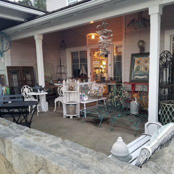 Summerland Antique Collective - Antiques Near Me - Summerland, California