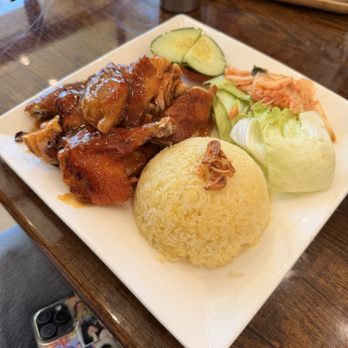 Tan Dinh Restaurant - Sticky rice with grilled chicken - Vietnamese Near Me - San Jose, California Tan Dinh Restaurant - Sticky rice with grilled chicken - Vietnamese Near Me - San Jose, California