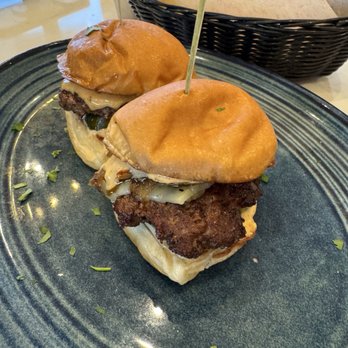Lure Fish House - HH Sliders yum - Seafood Near Me - Porter Ranch, California