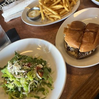 Parkside Hyde Park Food+Drink - Pimento burger, shoe string fries, chopped salad - New American Near Me - Cincinnati, Ohio