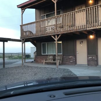 Big Bear Motel - Hotels Near Me - Cody, Wyoming Big Bear Motel - Hotels Near Me - Cody, Wyoming
