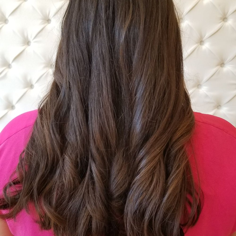 Drybar - Birmingham - Back of Cosmo - Hair Stylists Near Me - Birmingham, Michigan