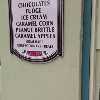 Kilwins Ice Cream - Chocolate - Fudge - Kilwins sign - Ice Cream & Frozen Yogurt Near Me - St. Augustine, Florida