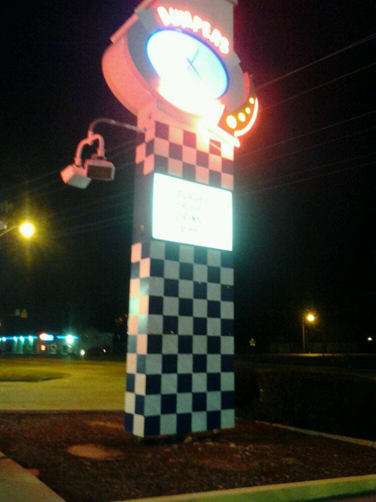 BUMPERS DRIVE IN OF AMERICA Updated August 2024 103 S Pearson Rd