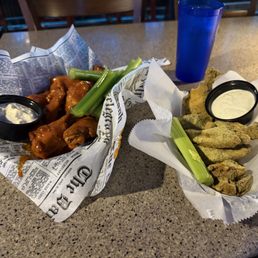 Hot wings. Spicy jalepano dry rub