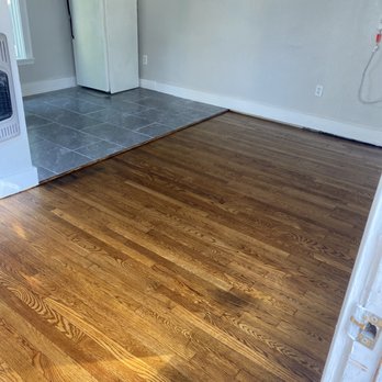 Midtown Hardwood - hardwood flooring in a kitchen - Flooring Near Me