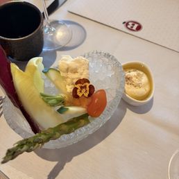 Complementary starter- cold veggies with dipping sauce