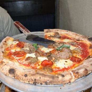 Apizza Brooklyn - DA BOMB - Pizza Near Me - Miami, Florida Apizza Brooklyn - DA BOMB - Pizza Near Me - Miami, Florida