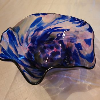 Taylor Backes - Finished bowl with 2 colors - Art Galleries Near Me - Boyertown, Pennsylvania Taylor Backes - Finished bowl with 2 colors - Art Galleries Near Me - Boyertown, Pennsylvania