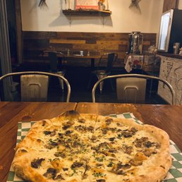 Lemon Mushroom Pizza