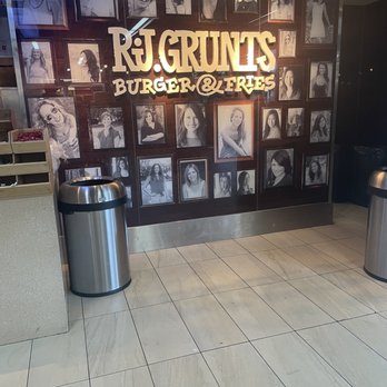 RJ Grunts - Sandwiches Near Me - Chicago, Illinois RJ Grunts - Sandwiches Near Me - Chicago, Illinois