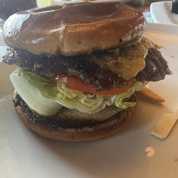 Applebee's Grill + Bar - Burger - Sports Bars Near Me - Yucca Valley, California