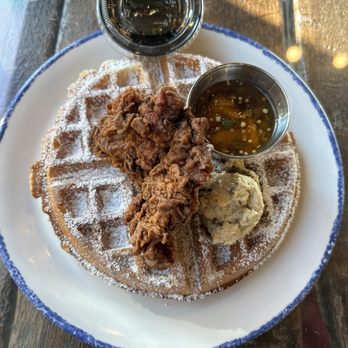 Luzianne Cafe - Fried Chicken and waffles - Breakfast & Brunch Near Me - New Orleans, Louisiana Luzianne Cafe - Fried Chicken and waffles - Breakfast & Brunch Near Me - New Orleans, Louisiana