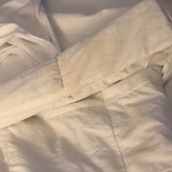 Hotel RL Baltimore Inner Harbor - Stains on linen - Hotels Near Me - Baltimore, Maryland