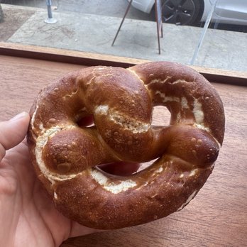 Makisupa Coffee Bar - Pretzel - Coffee & Tea Near Me - Los Angeles, California Makisupa Coffee Bar - Pretzel - Coffee & Tea Near Me - Los Angeles, California