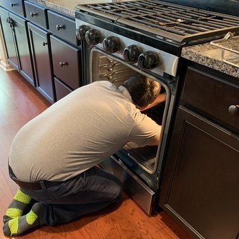 Valued Appliance Services - Cleaning the stove regularly can prevent future failure of key components. - Appliances & Repair Near Me - Summerville, South Carolina Valued Appliance Services - Cleaning the stove regularly can prevent future failure of key components. - Appliances & Repair Near Me - Summerville, South Carolina